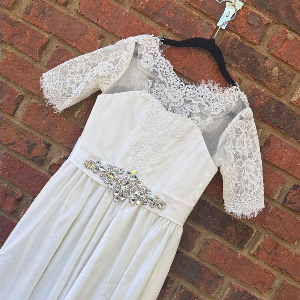 Communion Flower Girl ivory Lace Bodice Formal Kids Dress with Beaded Waist